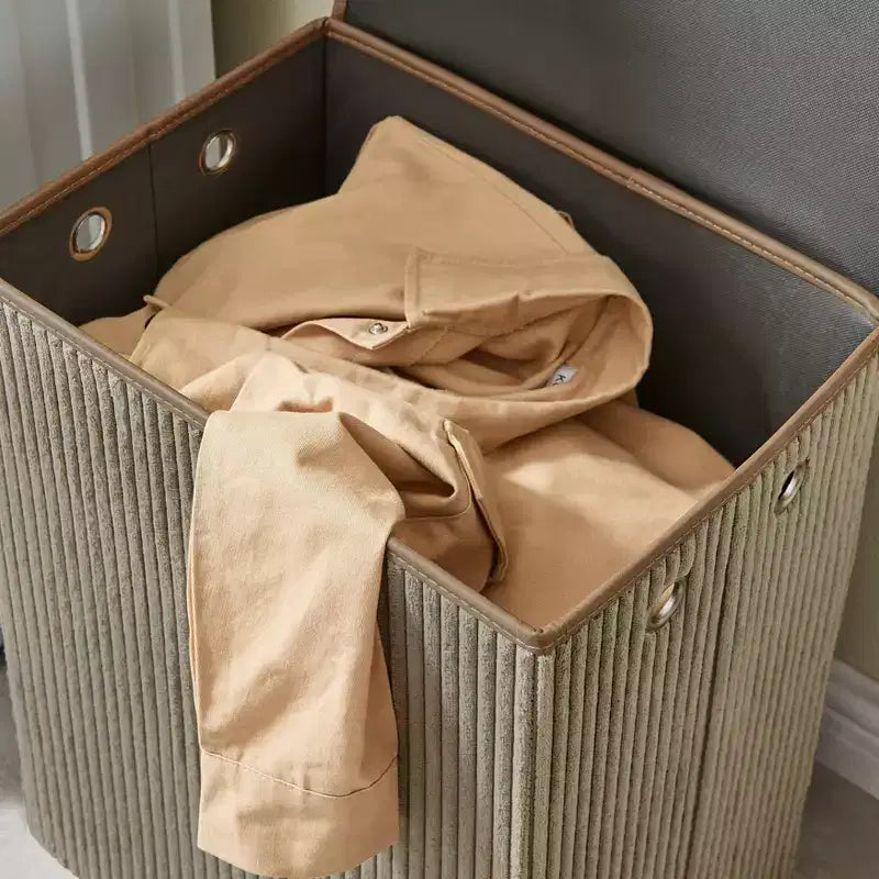 Danya B. Panier à linge pliable en velours côtelé, rangement de jouets