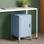Armoire de rangement à roulettes en métal avec serrure – Room Essentials