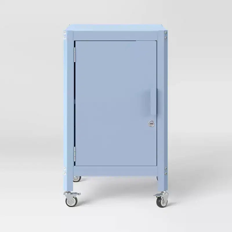 Armoire de rangement à roulettes en métal avec serrure – Room Essentials