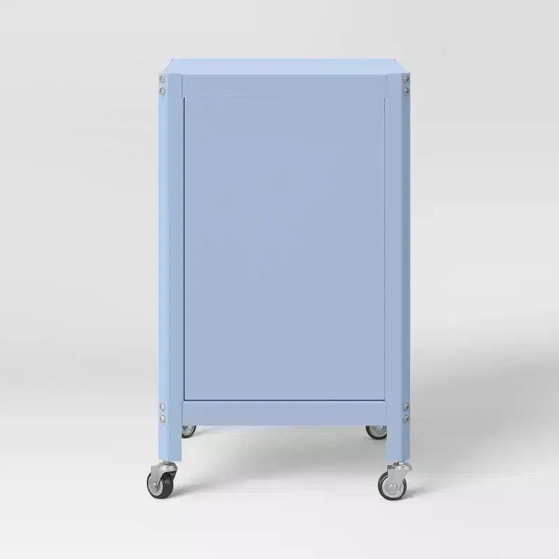 Armoire de rangement à roulettes en métal avec serrure – Room Essentials
